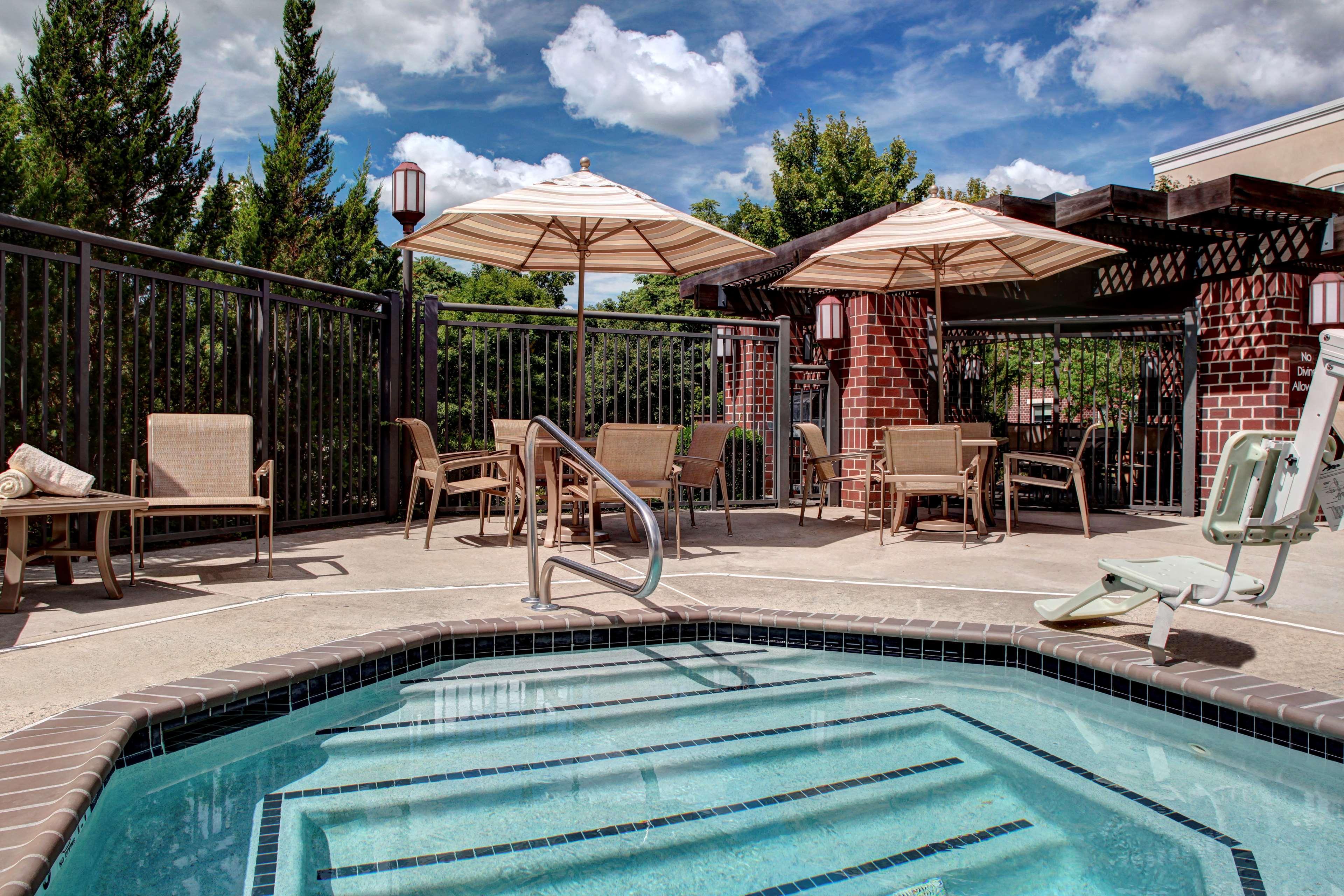 Отель Hyatt House Branchburg - Bridgewater Экстерьер фото